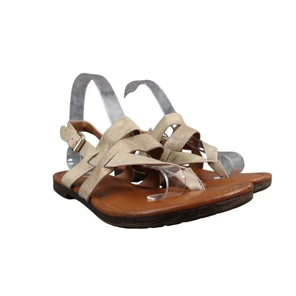 Sofft Shoes Womens 7.5 Sandals Fashion Leather Slingback Casual Bena Metallic